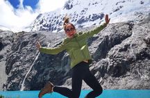 Trekking to Laguna 69