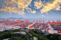 Private Guided Tour of Shanghai Donghai Bridge, Yangshan Port and Dishui Lake 