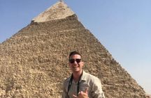 Sightseeing Day Tour to Egyptian Museum , Giza Pyramids, and Bazaar from Cairo