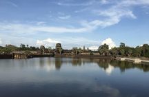 A Day Trip Angkor Wat Temples With Sunrise by English Speaking Tour Guide 