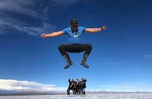 Private 1D 1N Trip from La Paz to Uyuni Salt Flats by Air.
