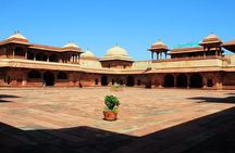 Abhaneri Step Well & Fatehpur Sikri Tour with Agra To Jaipur Drop- All Inclusive