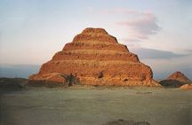 Private Guided Tour to Giza Pyramids, Sphinx, Sakkara Pyramids with Camel ride