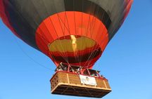 Amazing Hot Air Balloon With Beautiful Desert Sunrise View
