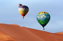 Hot Air Balloon Ride With Gourmet Breakfast and Falcon Show