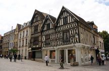 Touristic highlights of Auxerre a Private half day tour (4 Hours) with a local