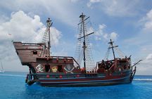 Premium Open Bar Pirate Ship Party Club Admission in Cozumel