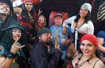 Premium Open Bar Pirate Ship Party Club Admission in Cozumel