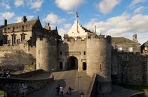 From Greenock: Stirling Castle, Culross and Glasgow Private Tour