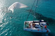 Live The Luxury Catamaran Isla Mujeres Tour in Cancun 