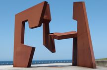 Surprise Walk of San Sebastian with a Local