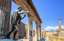 Discovering Pompeii and Herculaneum - VIP Tour with Lunch 