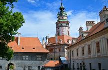 Explore Cesky Krumlov in 60 minutes with a Local