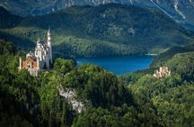 Private tour of the best of Fussen - Sightseeing, Food & Culture with a local