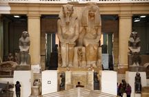 Giza Pyramids & Egyptian Museum: Camel Ride and Lunch Experience