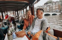 Amsterdam Classic Boat Cruise with Live Guide, Drinks and Cheese