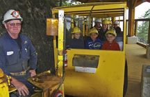  Vancouver family tour Squamish with Porteau Cove and Britannia Mine Private