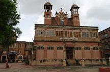 02 Nights & 03 Days Vadodara and Champaner Tour