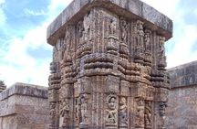 UNESCO's Konark - The Famous Sun Temple at the Bay of Bengal