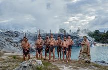 Private Tour to Te Puia, Hangi Buffet Lunch &Cultural Performance