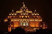 Private Evening Tour of Akshardham Temple with Musical Fountain Show