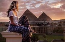 day trip to Cairo by minibus with a small group of 8 people