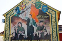 Belfast Black Taxi Tour of Murals and Peace Walls 2 hours