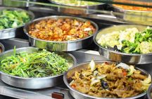 Singapore Hawker Centre Tours with a Local Foodie: 100% Personalized 