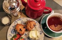 Traditional English Walking Food Tour With London Food Tours