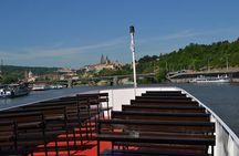 Full-Day Prague Tour with Prague Castle, Lunch and Vltava Cruise