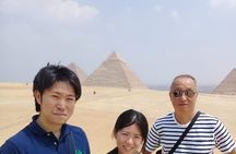 Half Day tour to Giza Pyramids with Camel ride and lunch