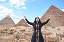 Giza Pyramids, Egyptian Museum, And Old Cairo Tour