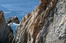 Express High Cliff Drivers at Acapulco