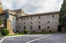Surroundings of Rome on Vespa