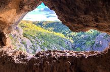 Hiking Tour of the Roman Aqueduct of Peña Cortada and Ruta de Agua