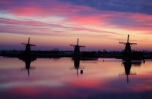 Small-Group Tour to Windmills & Giethoorn with boat tour
