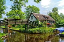 Small-Group Tour to Windmills & Giethoorn with boat tour