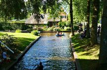 Small-Group Tour to Windmills & Giethoorn with boat tour
