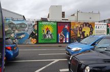 Belfast Cab Tour of Peacewalls, Murals and the Famous Titanic Slips