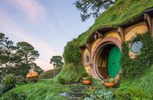 Private Tour: Hobbiton Movie Set & Hamilton Gardens Experience