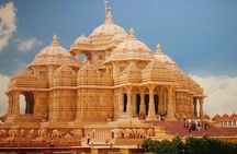 Four-Day Private Luxury Taj Mahal Jaipur and Delhi Tour with Lunch from Delhi