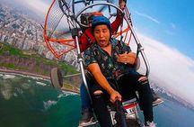 Paragliding in Lima - Costa Verde