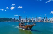 Combo Pirate Boat, Beach and Unipraias Park with transfers