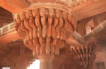 Explore Red Fort With Entrance & Private Guide