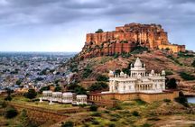 From Delhi: 11-Day Golden Triangle Tour with Khajuraho & Varanasi
