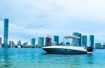 Private 4 hour Boat Rental with Captain in Fort Lauderdale!