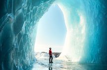 Glacier and Ice Cave Private Photoshoot - 15 Shot Photo Package