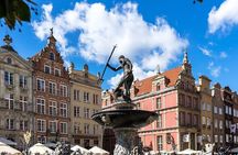 Gdansk and Malbork Castle Small Group Tour from Warsaw with Lunch 