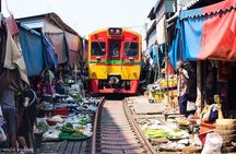 Damnoen Saduak Floating Market & Maeklong Train Market Tour