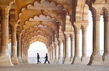 Private Guided Sunrise Taj Mahal Tour from Delhi by Car - All Inclusive 